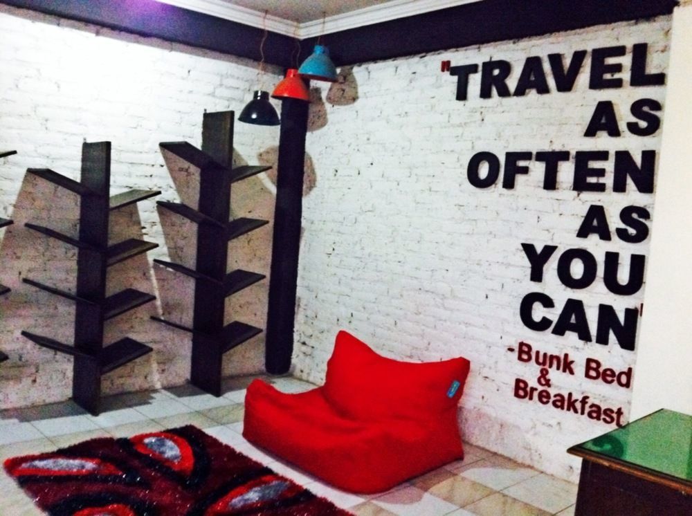 Bunk Bed And Breakfast Yogyakarta Exterior photo